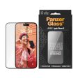 iPhone 15 PanzerGlass Ultra Wide Fit Ceramic Skærmbeskyttelse m. EasyAligner - Sort Kant For Sale